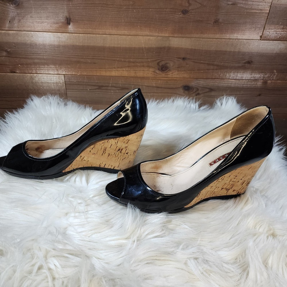 Prada Black Patent Leather Cork Wedge Heels Sz 40 - Picture 5 of 14